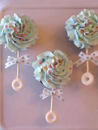 1001 Idees Pour Choisir Un Gateau Baby Shower Adorable Cupcakes Pour Fete Prenatale Cadeau Naissance Idee Jeux Baby Shower