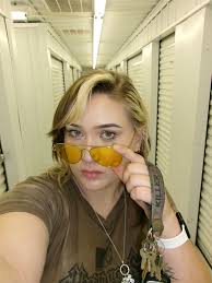 What Y'all looking at? I'm looking forward to seeing yall again soon! Come  see at a show soon! Love Always 🙏🏻❤️ Ruby Leigh @topfans  #followersreelsfypシ゚viralシfypシ゚viralシalシ #music #love #God #america  #lookinggoodfeelinggood ...