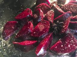 Variante Betteraves Rouges Roties Aux Epices Et A L Huile De Noisette Betterave Betterave Rouge Recettes Betteraves Rouges