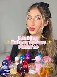 Britney Spears Fantasy Perfume Review: Discover Sweet, Playful, and  Timeless Scents