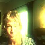 Elise Hackney's Instagram, Twitter & Facebook