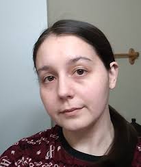 resemblance to young dark shadows actress