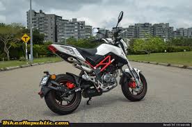 This pint sized benelli is a newcomer to a small field of mini. Test Ride Benelli Tnt 135 Mighty Mini Moto Bikesrepublic