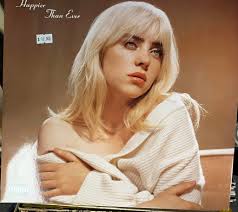 Our daughter Manon released her first single yesterday. For the photo  shoots, she choose the Quarry as she loves this place and has lovely  memories there with friends. This is the photo