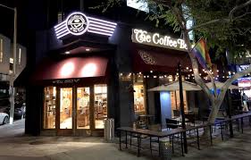 Green coffee is raw, unroasted coffee beans that are meant for roasting. Coffee Bean Tea Leaf Weho Is Closing After 20 Years Weho Times West Hollywood Daily News Nightlife And Events