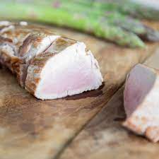 Knusprig Umhullt Schweinefilet Im Blatterteigmantel Rezept Schweinefilet Zubereiten Schweinefilet Schweine Filet