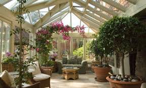 coin detente dans jardin d hiver inspirer vous par nos idees jardin d hiver jardins maison verte