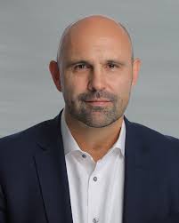 HuFriedyGroup CEO And Leadership: Executives and Demographics