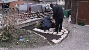 Reihengrab das reihengrab wird ihnen von der friedhofsverwaltung zugewiesen. Lebensbaum Bestattung Asche Baum Als Denkmal Markische Feuerbestattung
