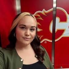 Alex Gallant vs. Alex Kannok Leipert. Easily one of the most insane AHL  fights I've seen this season