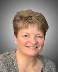 Karla Maurer's Instagram, Twitter & Facebook