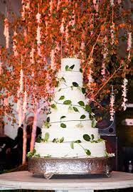 A Rustic Elegant Mountain Wedding In Telluride Colorado Wedding Cake Dessert Table Mountain Wedding Wedding