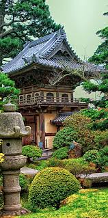 The Japanese Tea Garden At Golden Gate Park In San Francisco Photo Brenda Addington On The Graceful Gardener Beautiful Places Tea Garden Japanese Garden