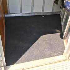 Floor preparation and cleaning, choosing the right affordable floor material cutting we install werm rubber flooring in new and used aluminum stock trailers. 4x6 Ft Black Rubber Gym 3 4 Inch Floor Mat