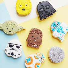 Vickie Liu On Instagram Nighty Night Yoda R2d2 Bb8 C3po Chewbacca Darthvader Deathstar S Star Wars Cookies Star Wars Cake Star Wars Cake Toppers