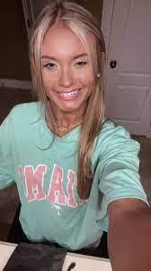 Alyssa Fender's Instagram, Twitter & Facebook