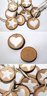 Diy Holzscheiben Stern Und Herz Als Adventsanhanger Selber Machen Basteln Weihnachten Weihnachtsbasteln Astscheiben