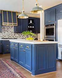 Also, some people prefer not to match stainless steel hardware with stainless steel kitchen appliances. Mixed Metals Kitchen Trend Inspiration Purewow