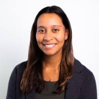 Miranda Hunter's Instagram, Twitter & Facebook