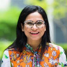 Alicia Cowan's Instagram, Twitter & Facebook