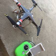 Yang sekedar ingin menggunakan dronenya untuk belajar. Harga Drone Bekas Terbaik Drone Aksesoris Fotografi Agustus 2021 Shopee Indonesia
