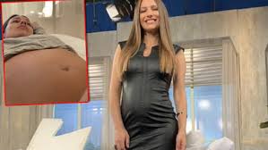 Finalmente, esta mañana, el pollo álvarez dijo en su programa que le había llegado la información de que la hija del empresario y pampita se . Pampita Su Hija Podria Llamarse Agustina O Victoria