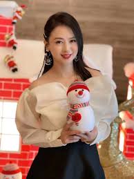 May 31, 2021 · 促進轉型正義委員會今天指出，主任委員楊翠、專任委員林佳範、兼任委員許雪姬因個人生涯規劃，於日前向行政院提出辭呈，並於28日經行政院長. ä¸è€å¥³ç¥žç¿è™¹ä¸–å ±æ˜¥æ™šåˆ†äº«å‡é½¡ç¥•è¨£ ä¸–å ±ç·šä¸Šæ˜¥æ™š æ´›æ‰ç£¯ ä¸–ç•Œæ–°èžç¶²