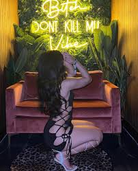 A Hot Afternoon and Intense Sex Full Video in My Fanphouse or Onlyfans Link  Below: Shemale Porn