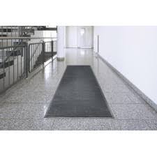 Un tapis qui bloque, stop, arrête la salissure devant votre porte. Tapis Anti Salissures Iron Horse Lavables En Machine