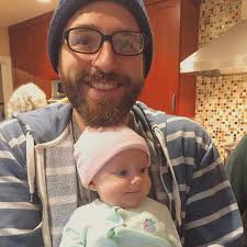 How to make a Docker container smaller by deleting files