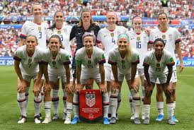 Watch cnn streaming channels featuring anderson cooper, classic larry king interviews, and feature shows covering travel, culture and global news. Women Demand Equal Pay For U S Female Soccer Team Men Try To List The Reasons Why They Shouldn T In Response Bored Panda