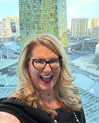 Aimee Xiong's Instagram, Twitter & Facebook