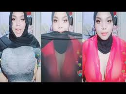 This type of traditional costume is the national dress of brunei and malaysia. Download Kebaya Ketat Mp4 Mp3 3gp Naijagreenmovies Fzmovies Netnaija