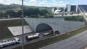 Greve dos caminhoneiros tem protestos pontuais e não afeta trânsito pelo brasil. Ev5jdloqfgr9bm