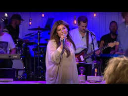 Jag är extremt nöjd med ola salo och amanda jensen! Aa Mycket Battre 2014 Unassociative Wall Mural Site