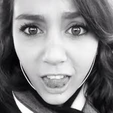 Bella Carroll (@bella_carroll)