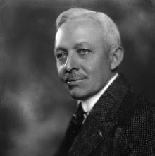 Forty-five years ago, the communities of La Cañada and Flintridge  incorporated as the new city of La Cañada Flintridge. The fo