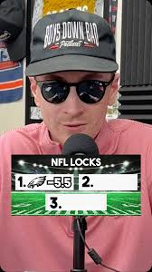 Can you name this College Football Quarterback? 🤔