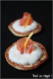 Mini Crepes Au Saumon Fume Tout Un Regal Alimentation Cuisine Raffinee Amuse Bouche Apero