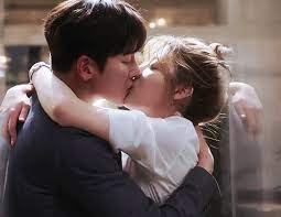 Animated Gif Discovered By Ikonic Find Images And Videos About Gif Actor And Kdrama On We Heart It Kiss And Romance Romantic Kiss Gif Cute Couples Kissing