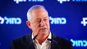 העצומה תוגש לבית המשפט העליון במסגרת עתירה שמגישה התנועה לאיכות השלטון, להורות על הקמת וועדת חקירה ממלכתית לחקר פרשת הרכישה של צוללות מיותרות ואישור המכירה למצרים. Fjnjeakirs2r5m