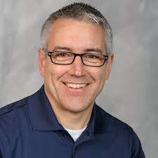 Joe Mckinnon's Instagram, Twitter & Facebook