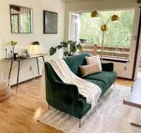 25 Green Sofa Living Room Ideas for a Pop of Color