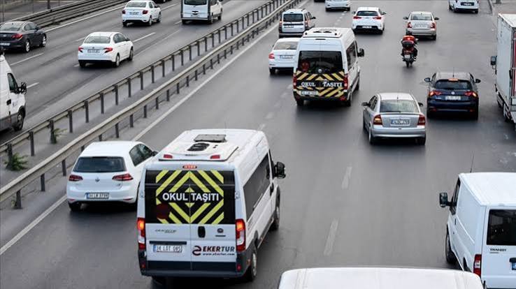 Ağrı Okul Servis Ücretleri 2026-2027! Yakın ve Uzak Mesafe Okul Servis Ücretleri 1 KM'den 25 KM'ye Güncel Fiyat Listesi