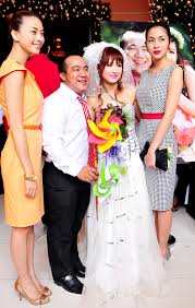 Hiyoošungga erdemungge yongkiyangga hūwangheo, abkai: Stars Attend Hieu Hien S Wedding Viet Channel