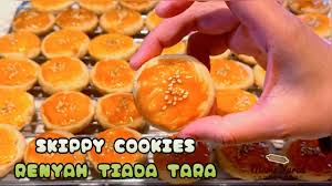 Oya resepnya plek cuma aku tambahin poppy seed saja dan menyesuaikan ukuran resep dengan loyang yang aku punya yaitu 24x24x4 cm. Resep Bolu Jadul Loyang 24 Super Lembut Youtube