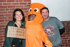 The program was simulcast on wosc in ocean city, maryland from 2003 to 2004, on wchh in baltimore, maryland from may 2008 to november 2009, and on wbwz in the hudson valley of new york. Facebook