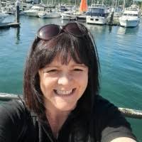 1100+ "Shoesmith" profiles