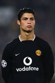 Wir zeigen euch, wie cristiano ronaldo früher aussah. Erinnert Ihr Euch So Sah Cristiano Ronaldo Fruher Aus Cristiano Ronaldo Young Cristiano Ronaldo Manchester Crstiano Ronaldo