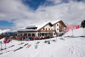 Ski haus | patio place visit ski haus|notb|patio place • salem, nh: Skihaus Schoneben Skigebiet Schoneben Vinschgau Sudtirol Skifahren Snowboarden In Sudtirol